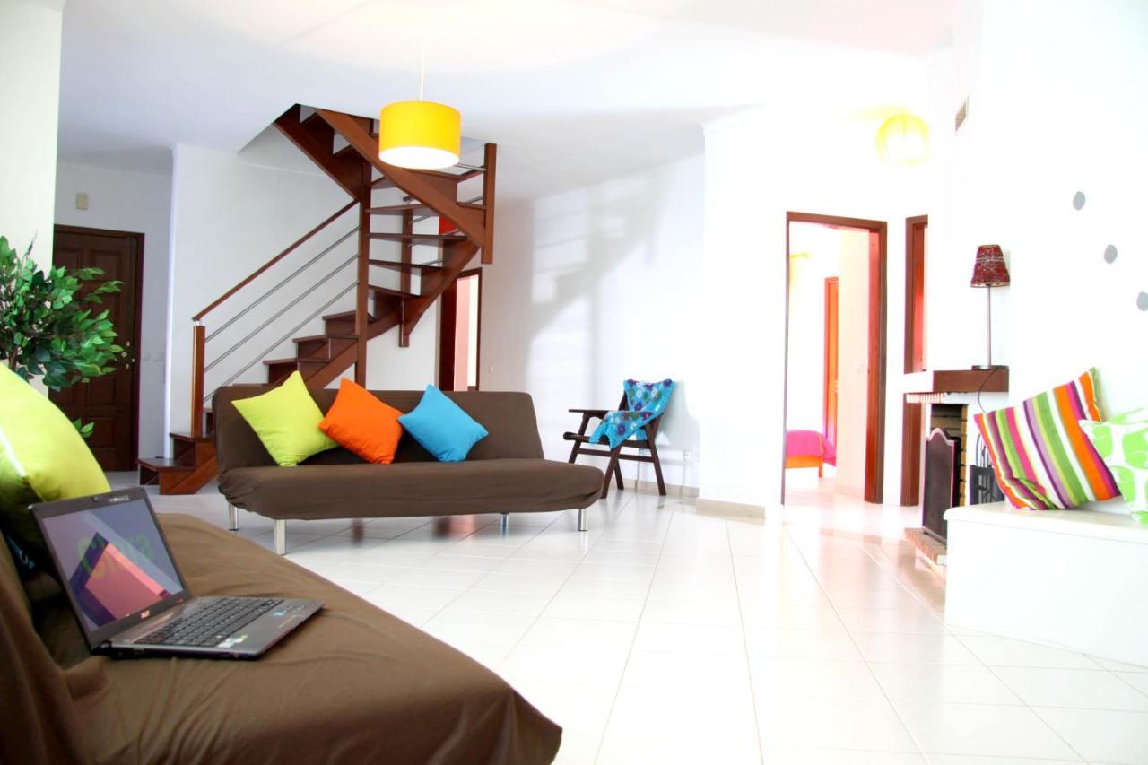 Apartamento 3 Bedrooms At 700 M Away From The Beach With View Terrace And Wifi *