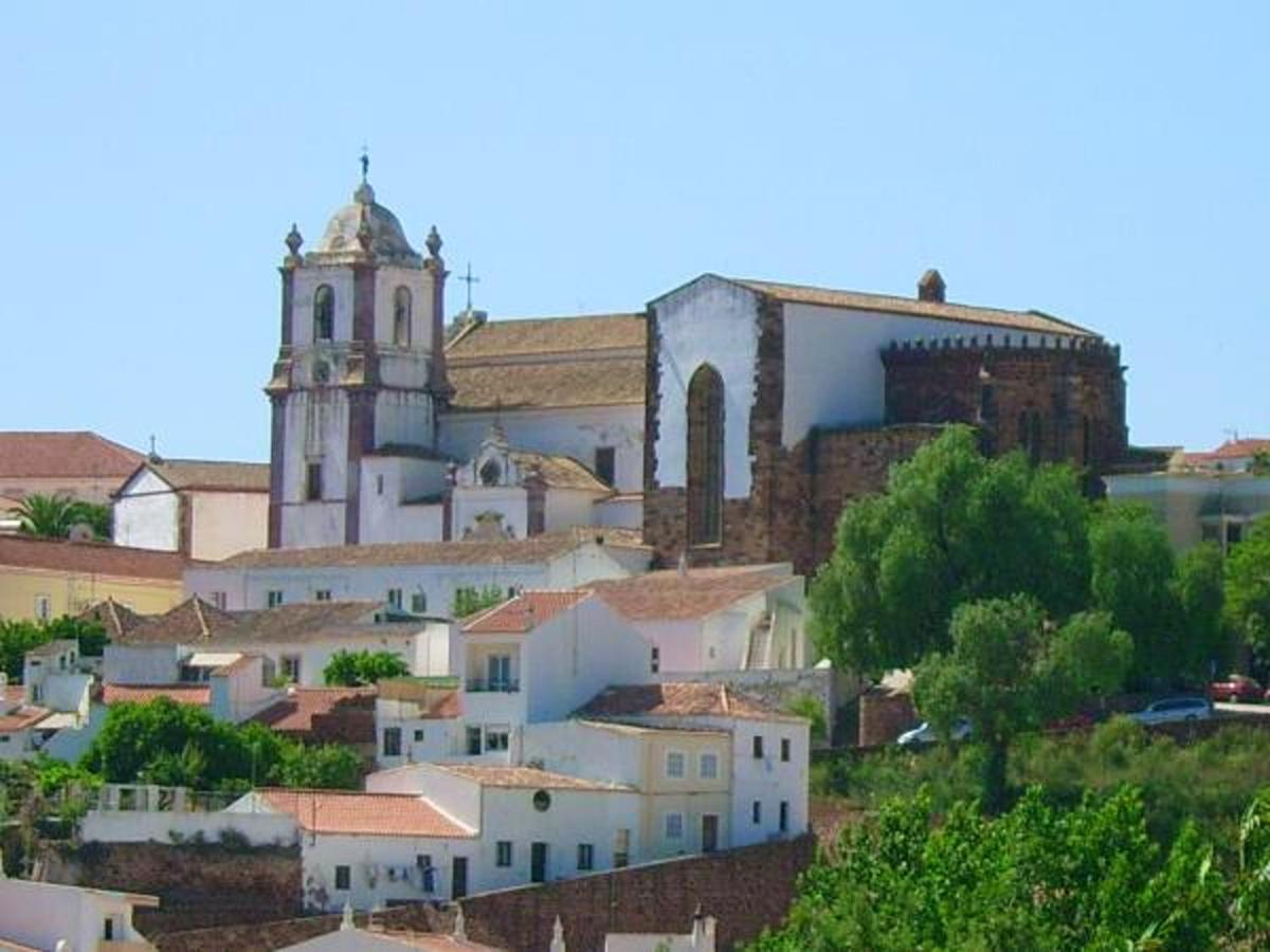 Apartment 3 Bedrooms At 700 M Away From The Beach With View Terrace And Wifi Albufeira