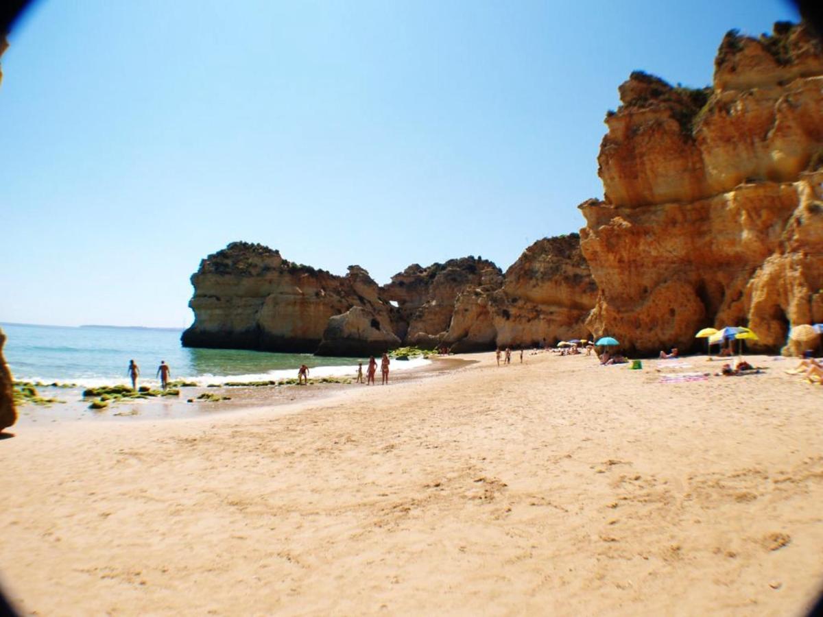 3 Bedrooms At 700 M Away From The Beach With View Terrace And Wifi Appartement *